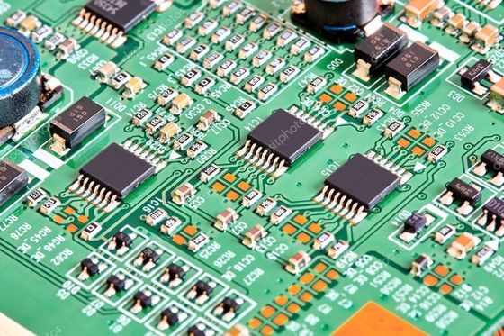 Conception et fabrication de circuits imprimés 4mil CEM3 Fabrication de circuits imprimés à 4 couches
