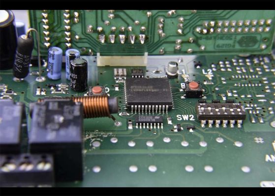Composants de carte de circuit imprimé de 0,20 mm Fabrication de carte de circuit imprimé 3mil Fr4 Cem1